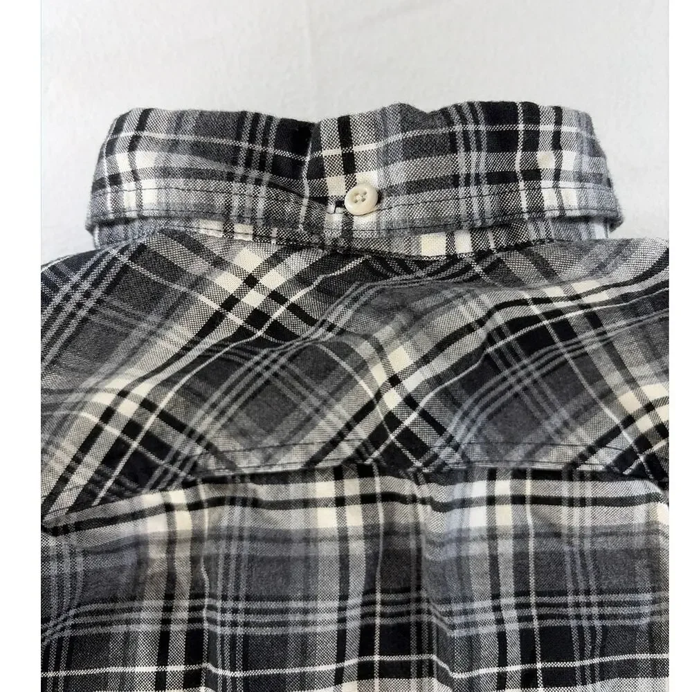 Duluth Trading Mens Button Front Shirt Medium Mountain Oxford Black Plaid Cotton